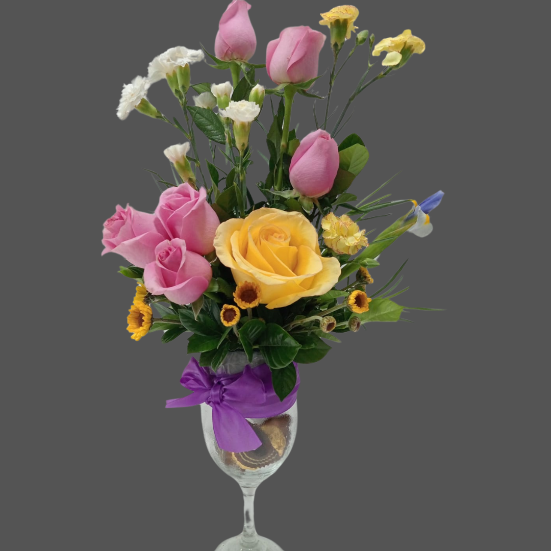 Feliz San Valentin Amor!!! y Feliz Mesario mi pequeñita hermosa!!!, gracias por estos 10 maravillosos meses a tu lado, me haces muy feliz ) Te amo mi cosita bien hecha! ♡ Gino (87) blank